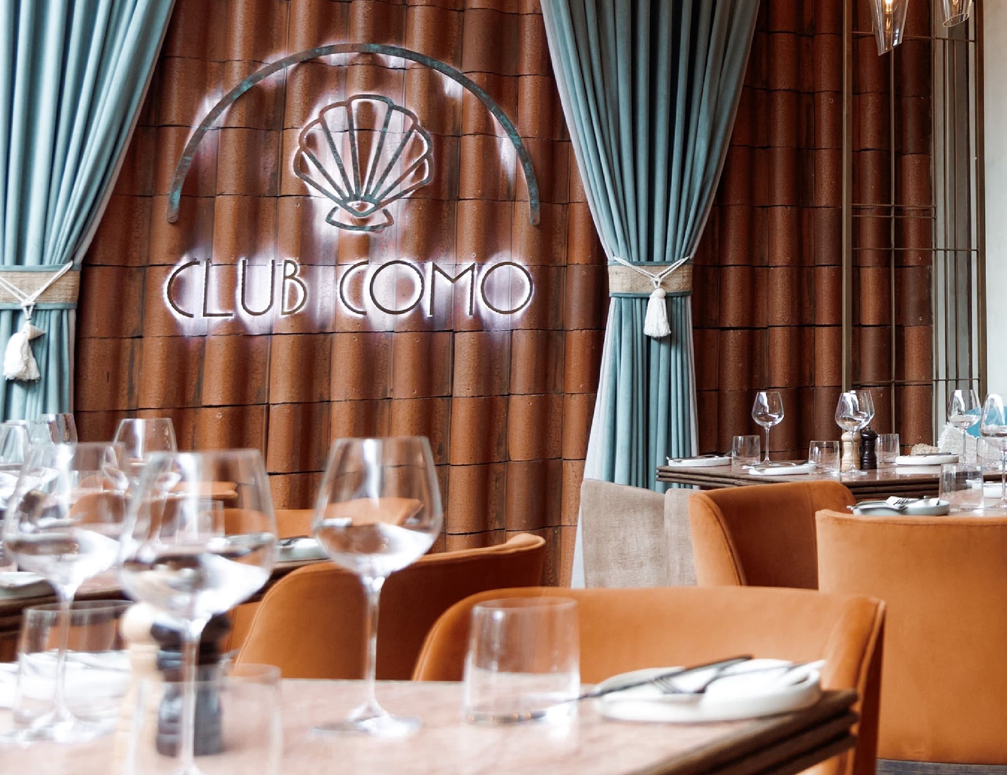 The Club Como